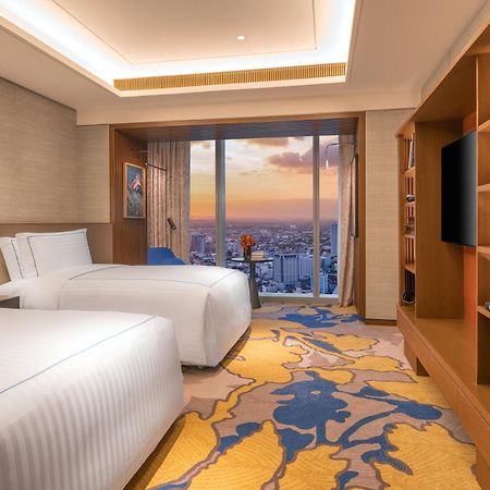 Solaire Resort North Quezon City Exterior photo