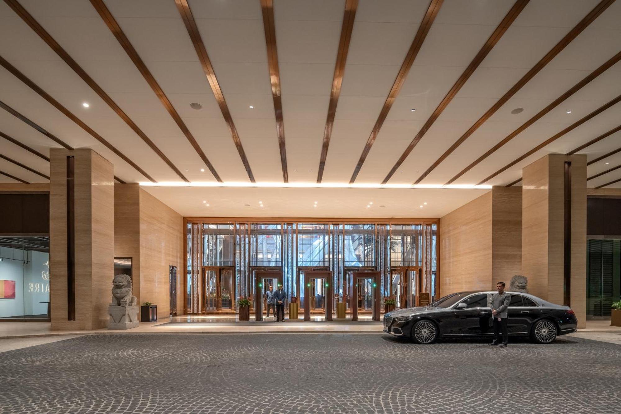 Solaire Resort North Quezon City Exterior photo
